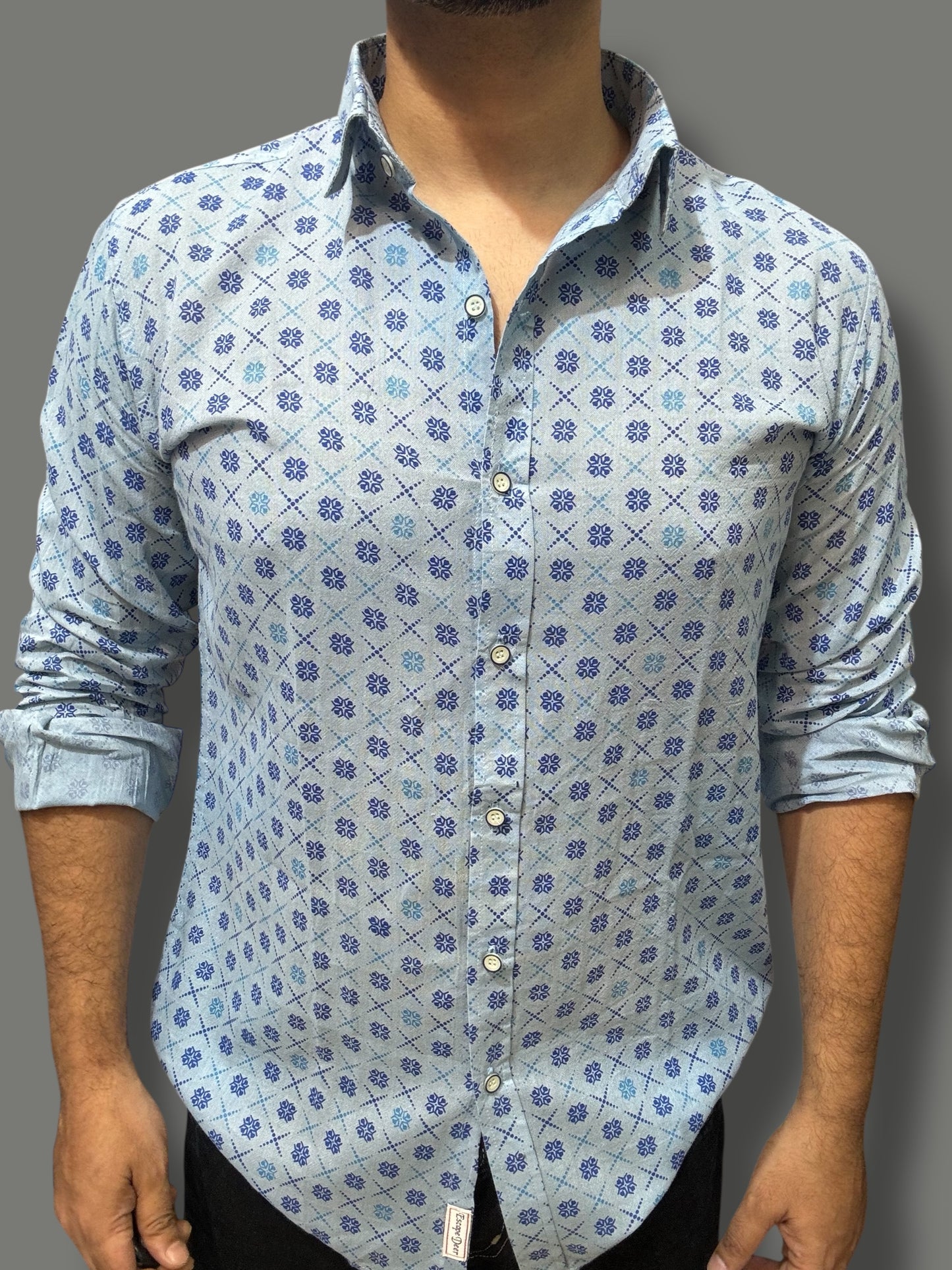 Escape Deer Shirt (L) ED1312  R59 S4